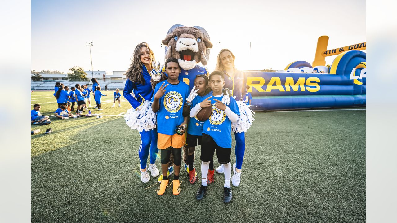 Los Angeles Rams Community  Rams host NFL Play 60 Field Day for Oak Hills  Elementary School students