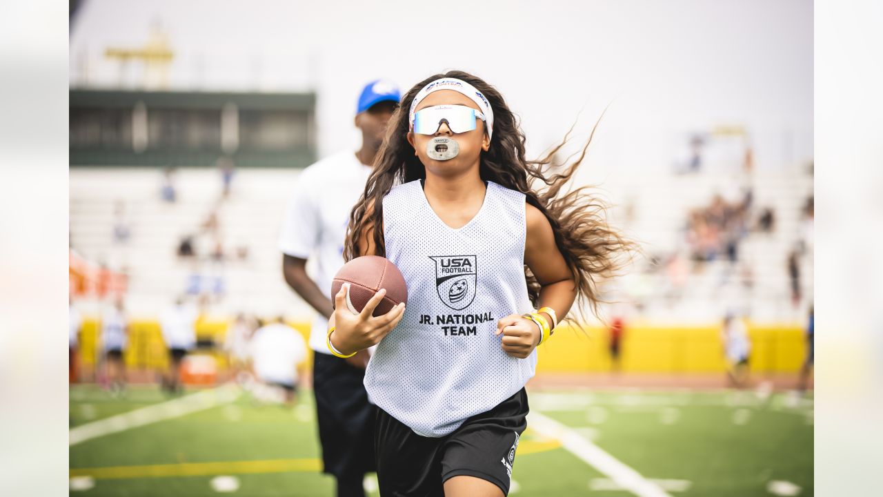 Los Angeles Chargers and Los Angeles Rams launch local high school girls'  flag football league - High School Football America