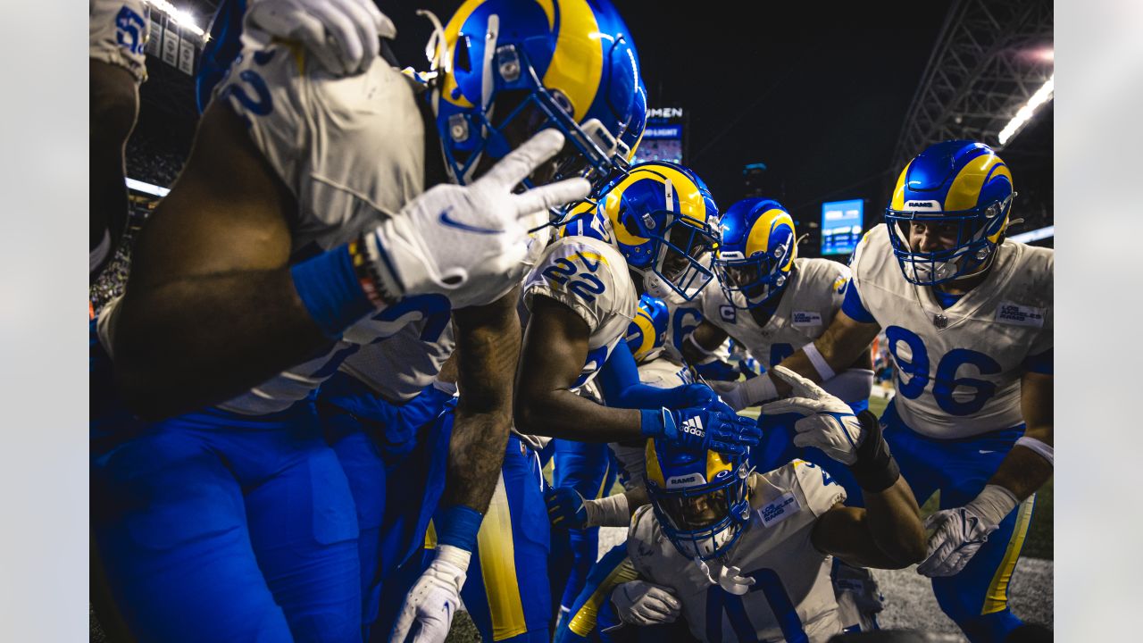 PHOTOS: Game-action moments from Rams vs. Seahawks Week 5 at Lumen Field