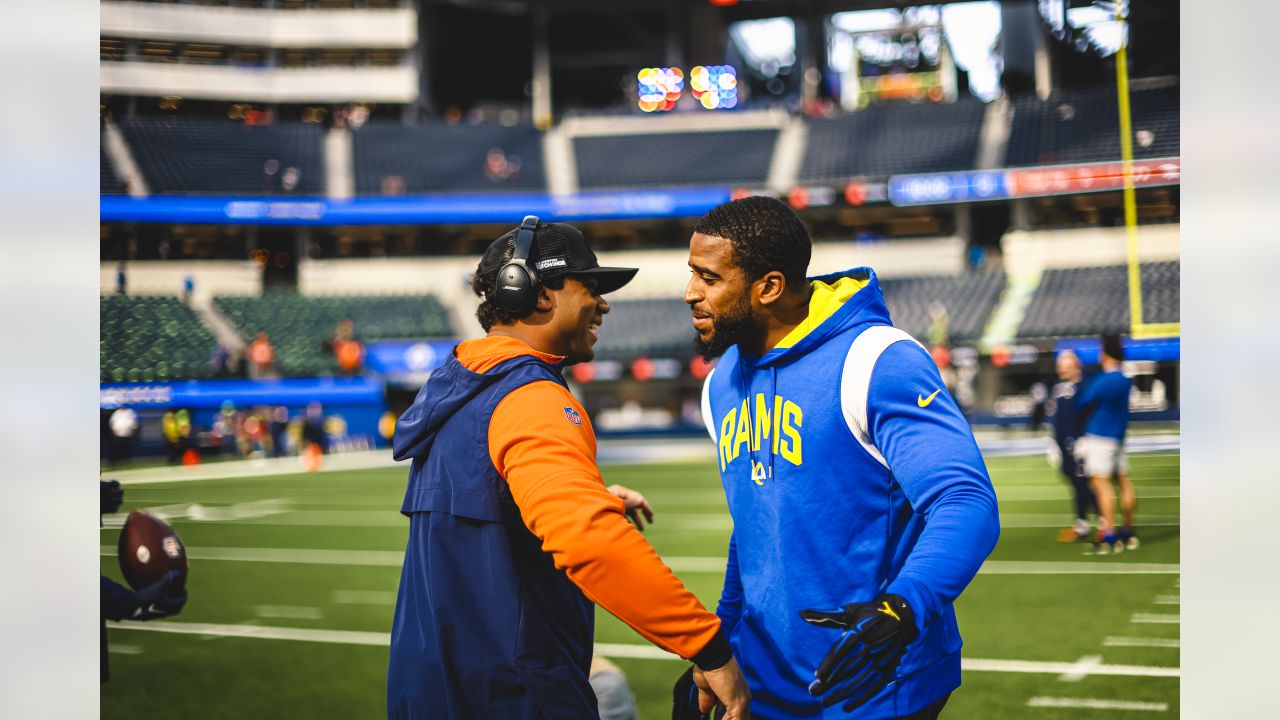 Photos: Warmups & Pregame from Week 2