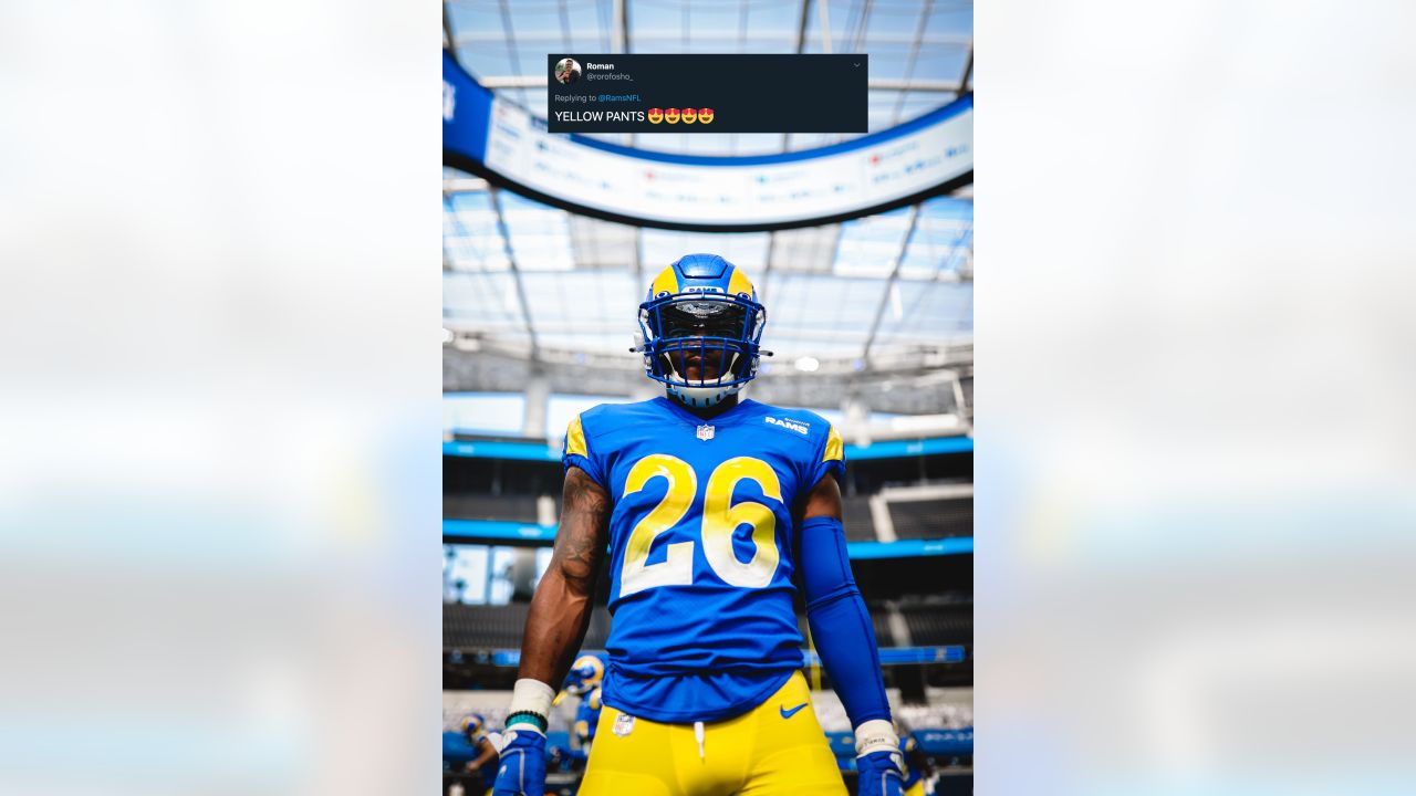 Social Roundup: Social media reacts to Los Angeles Rams' white jerseys