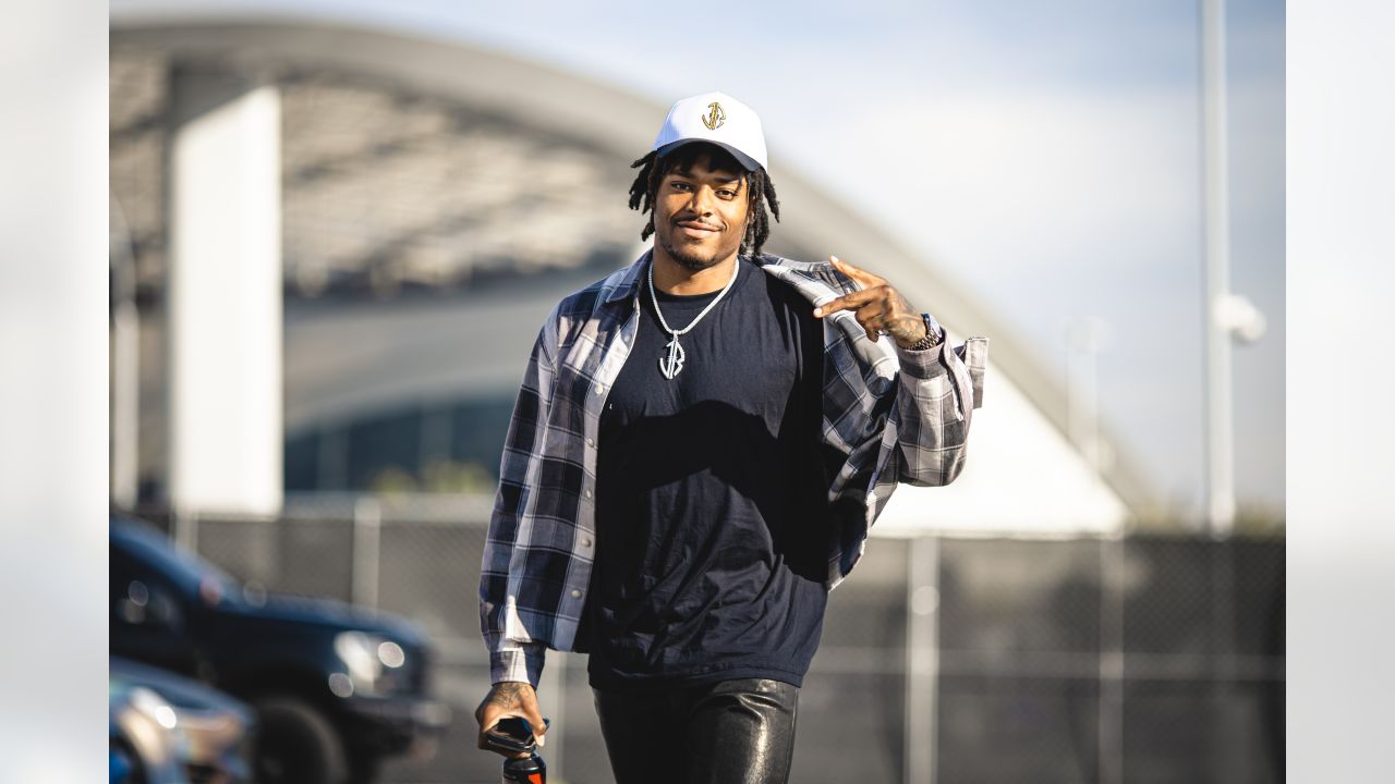 BEST PHOTOS: Best of Rams 2021 gameday fits  Jalen Ramsey's Mariachi suit, Super  Bowl LVI arrivals & more!