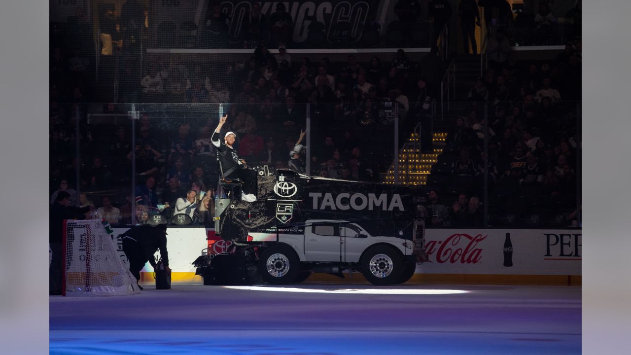 AEG - Tonight is Rams Night at the LA Kings game 🙌🏼 Bid on