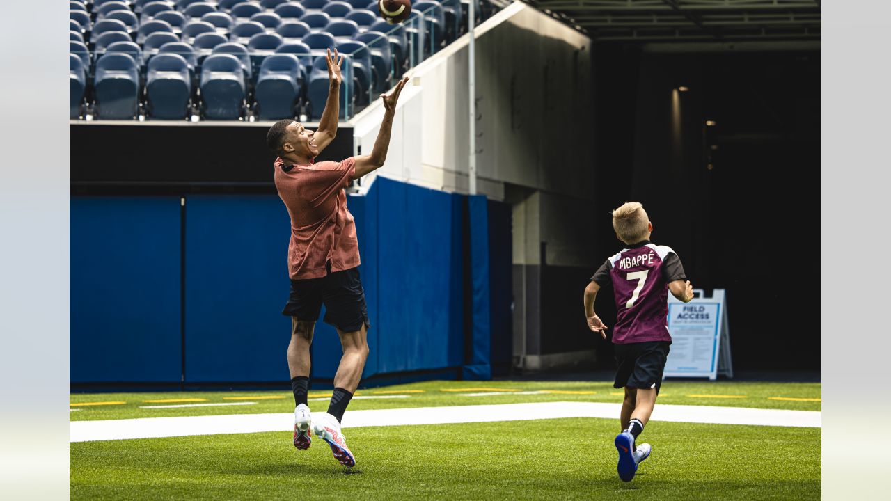 Look: Cooper Kupp hung out with Kylian Mbappé at SoFi Stadium, swapped  jerseys with him