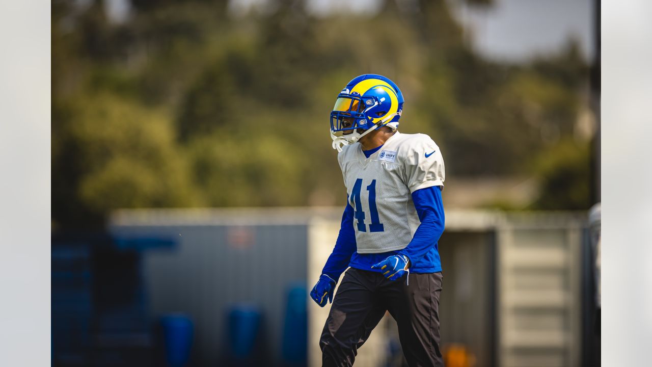 Los Angeles Rams Signal Confidence in Rookie LB Ernest Jones' Development  as His Role Expands - Sports Illustrated LA Rams News, Analysis and More