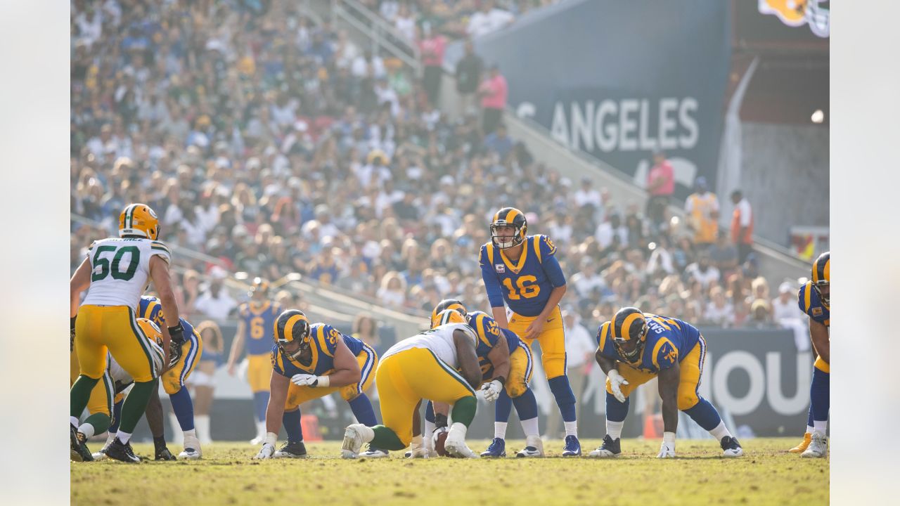 THROWBACK PHOTOS: Best historical moments from Rams vs. Green Bay