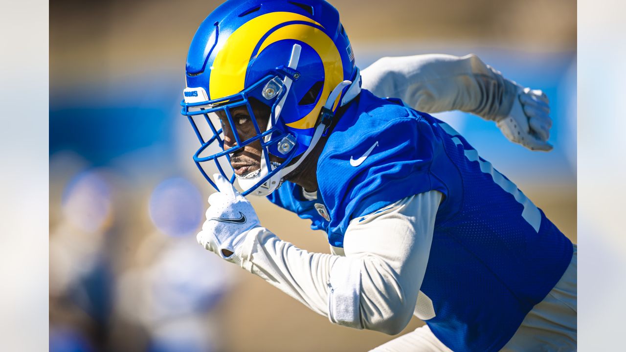 Los Angeles Rams wide receiver Ben Skowronek hauls in a 14-yard