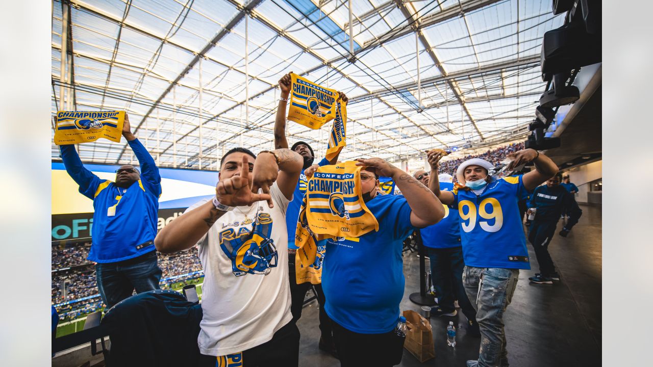 NFC Championship: San Francisco 49er fans preparing to 'turn that stadium  red' at SoFi against the LA Rams - ABC30 Fresno