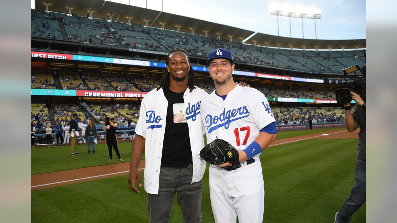 Rams WR Cooper Kupp threw out first pitch at Dodgers game