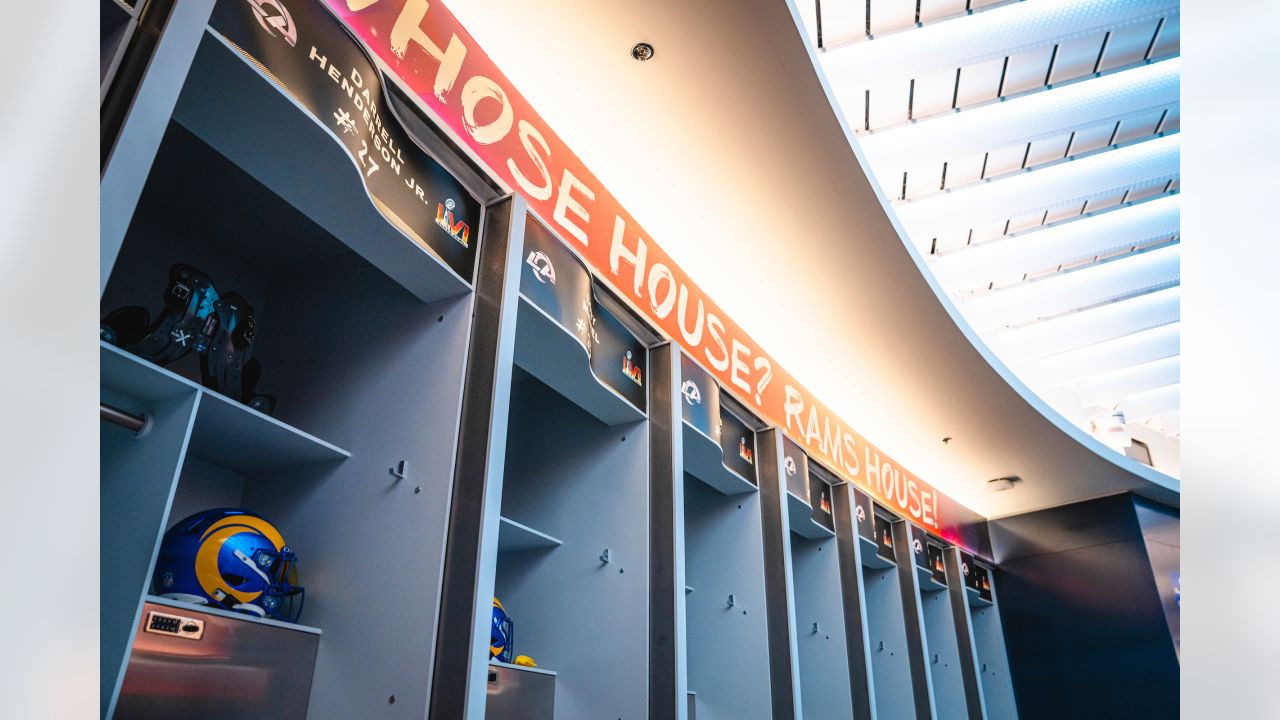 NFL Rams SBLVI Champs Vertical Flag - The Locker Room of Downey