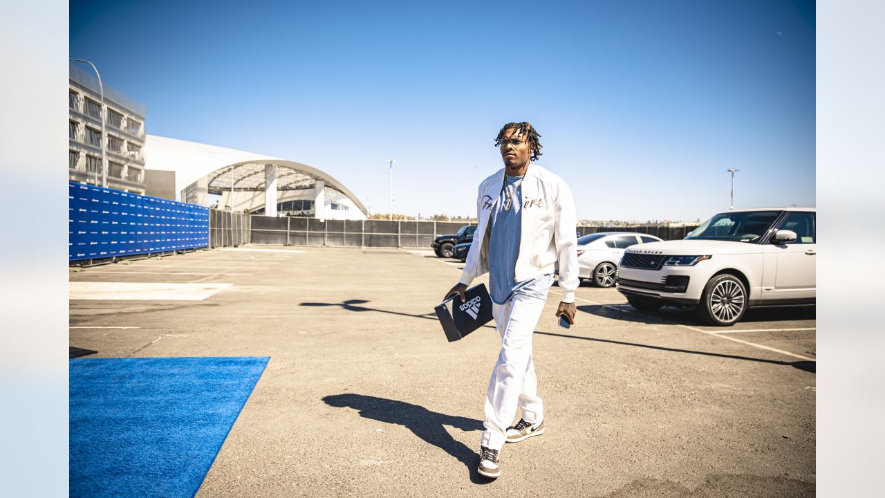 BEST PHOTOS: Best of Rams 2021 gameday fits  Jalen Ramsey's Mariachi suit, Super  Bowl LVI arrivals & more!