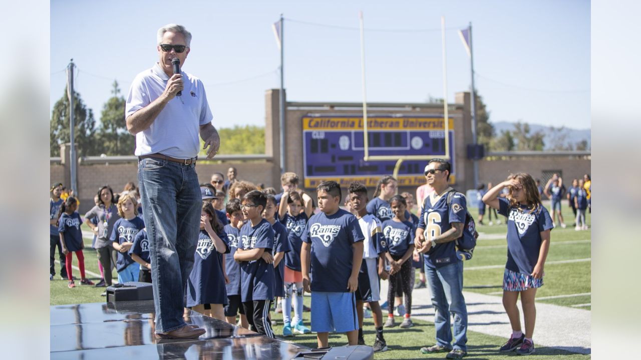 Los Angeles Rams Community  Rams host NFL Play 60 Field Day for Oak Hills  Elementary School students