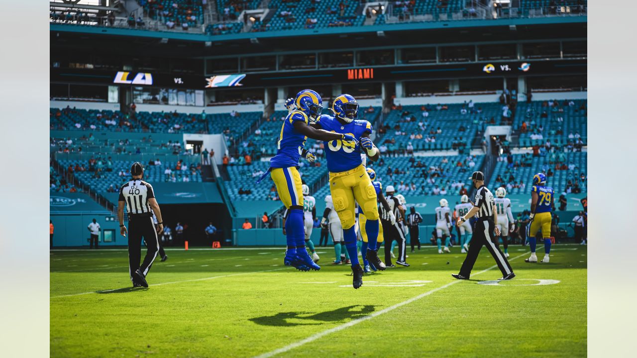 Kupp-Date: Cooper Kupp Tote Board–Week 8 vs. Dolphins [PHOTOS]