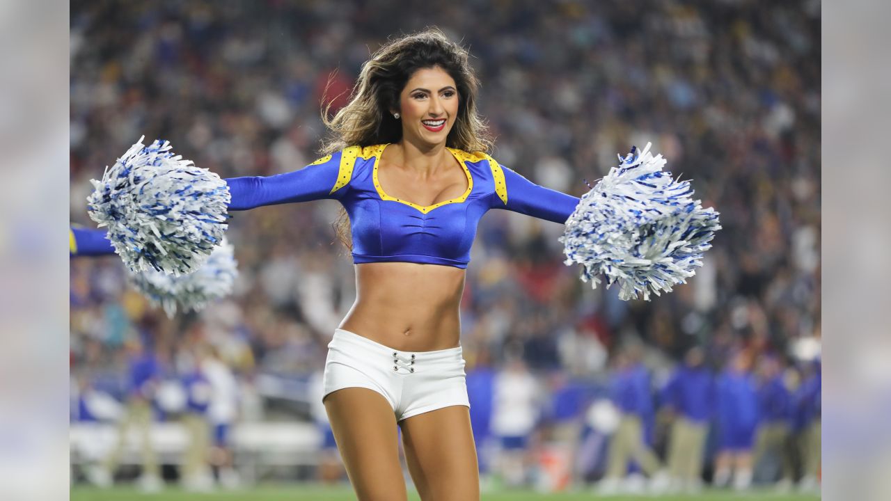 PHOTOS: Rams Cheerleaders Week 4