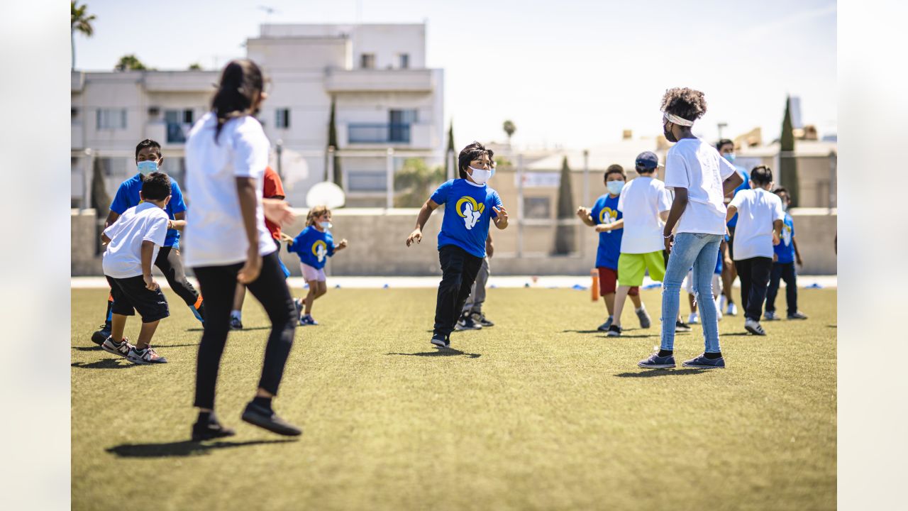 Rams Host Free Youth Football Clinics for Nearly 700 in LA Region