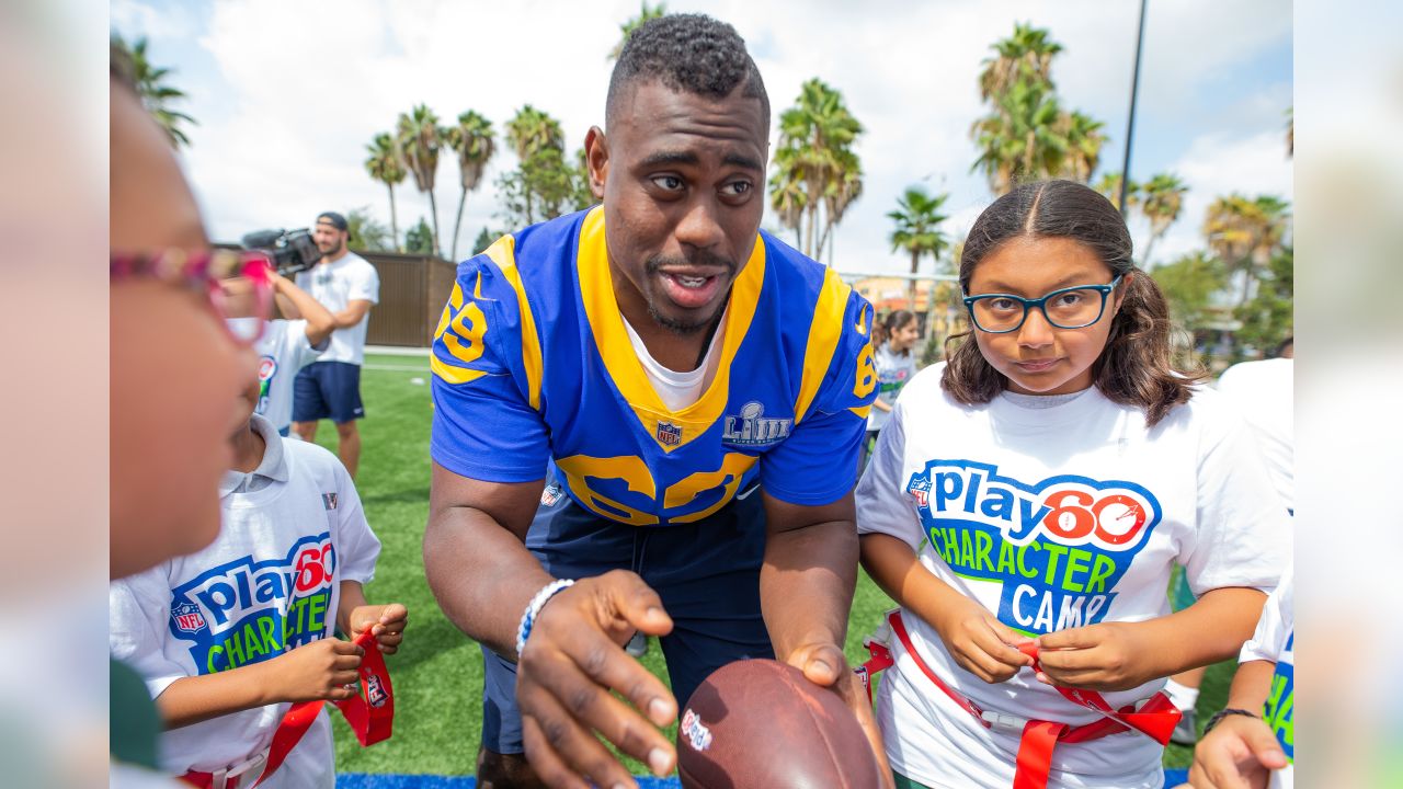 Los Angeles Rams Community  Rams host NFL Play 60 Field Day for Oak Hills  Elementary School students