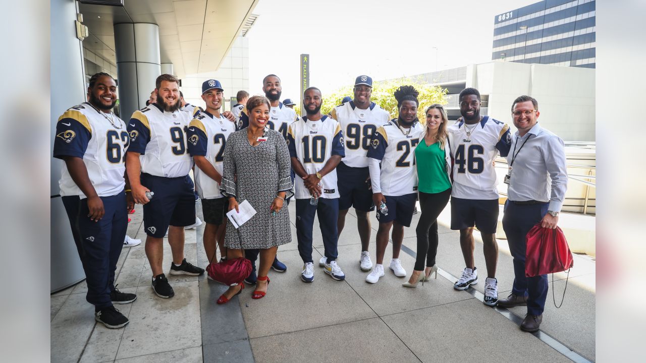 Rams.com: Rookies Visit Patients at Cedars-Sinai