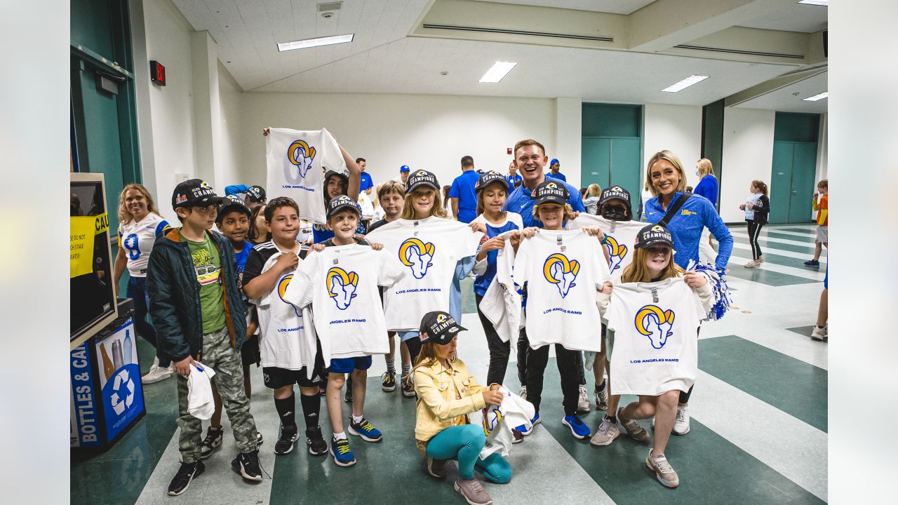 Los Angeles Rams Community  Rams host NFL Play 60 Field Day for Oak Hills  Elementary School students