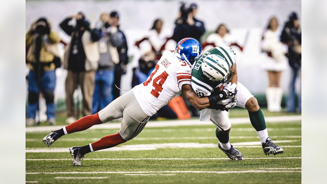 Seattle Seahawks strong safety Deon Grant intercepts a pass