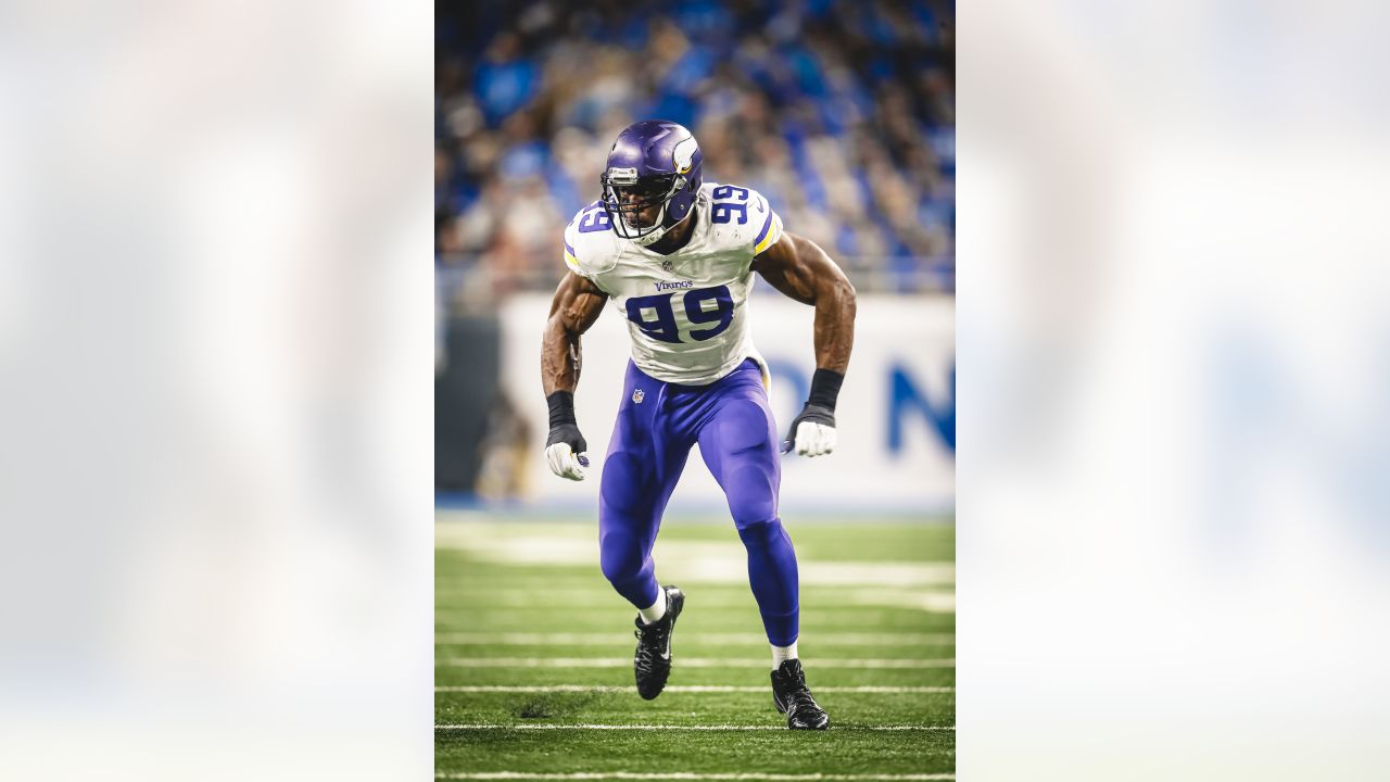 Minnesota Vikings linebacker Danielle Hunter (99) reacts after a play  during the second half of an NFL wild-card football game against the New  York Giants, Sunday, Jan. 15, 2023 in Minneapolis. (AP