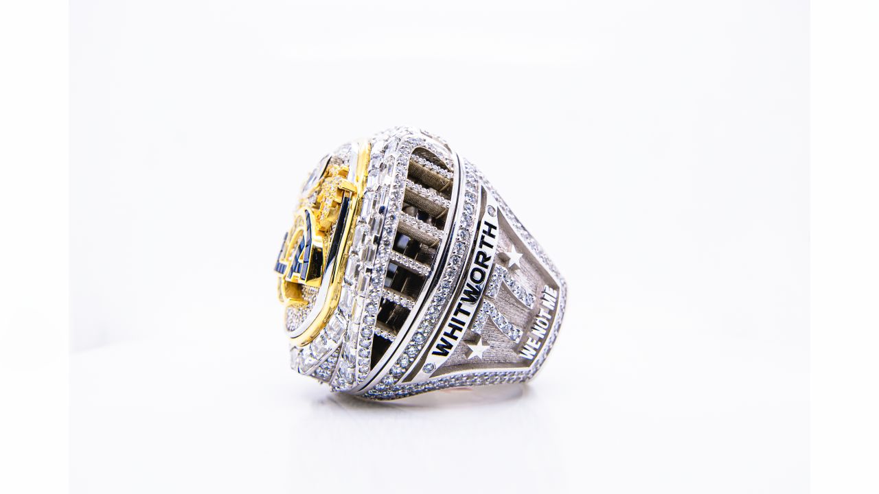 1999 super bowl ring  Super bowl rings, Super bowl nfl, Championship rings