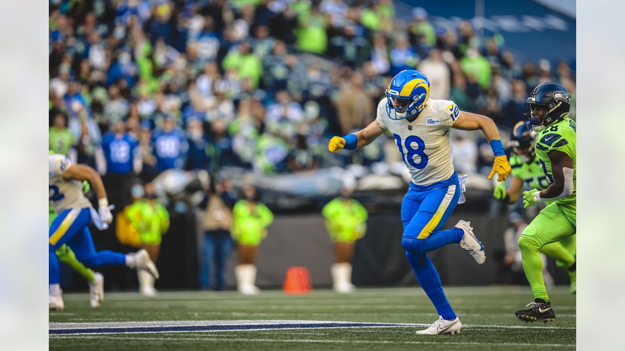 PHOTOS: Game-action moments from Rams vs. Seahawks Week 5 at Lumen Field