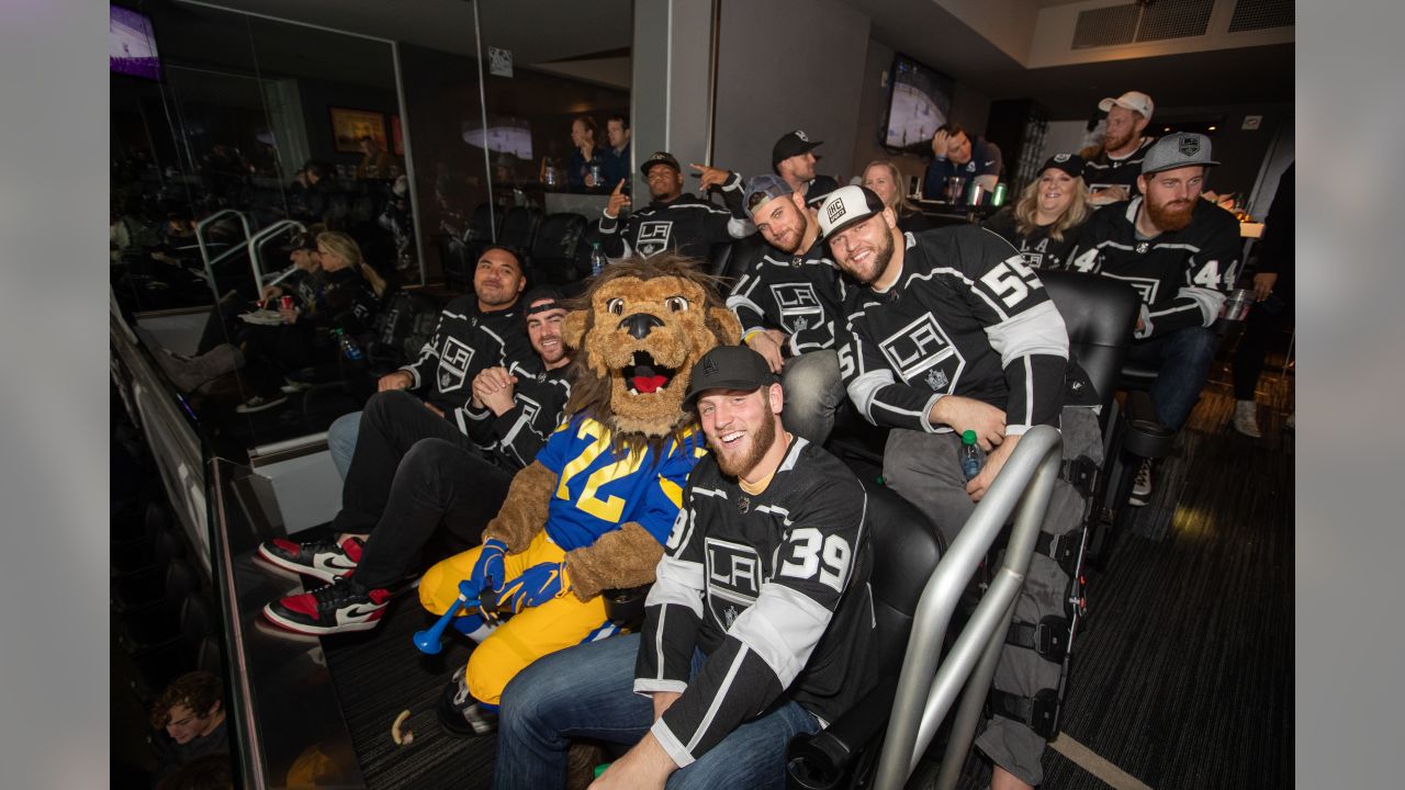 LA Kings on X: It's @RamsNFL Night at the LA Kings game. Bid now