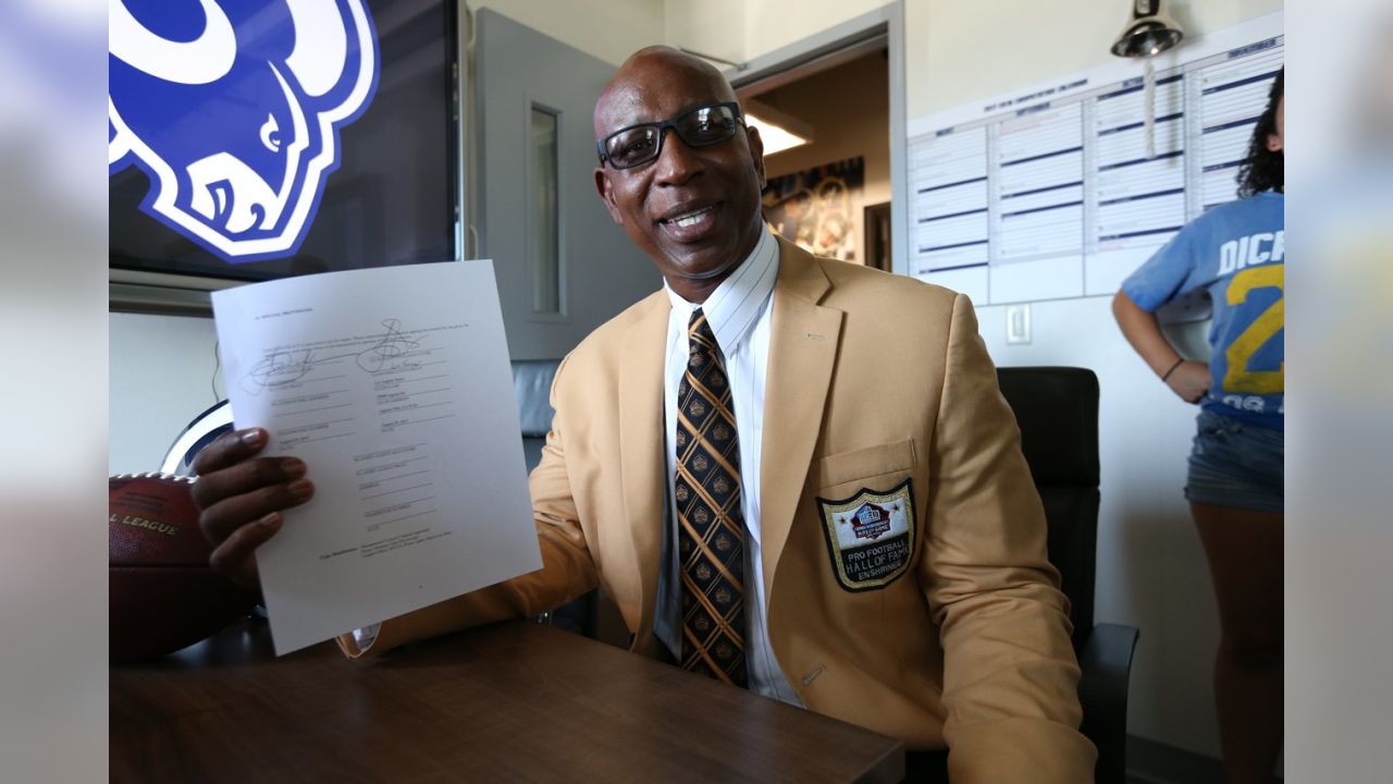 Eric Dickerson to Sign One-Day Contract to Retire as a Ram