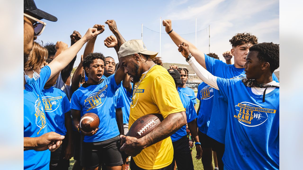 PHOTOS: Rams WR DeSean Jackson hosts youth football camp