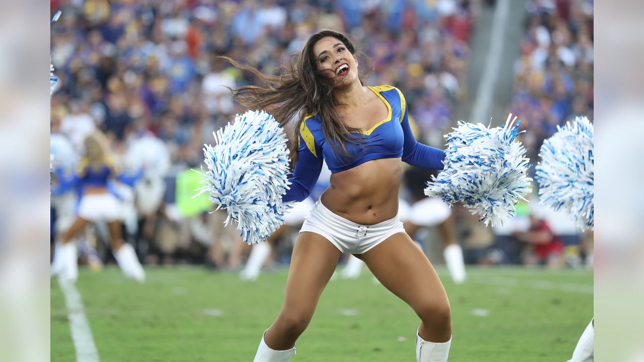 PHOTOS: Rams Cheerleaders Week 4