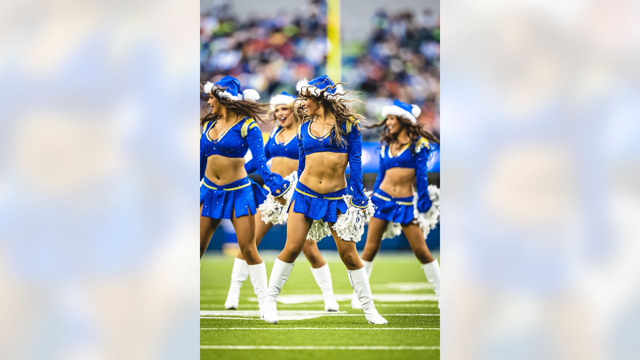 The Denver Bronco Cheerleaders perform during the Denver Broncos v the Los  Angeles Rams of an NFL football game Saturday, Aug 26, 2023, in Denver. (AP  Photo/Bart Young Stock Photo - Alamy