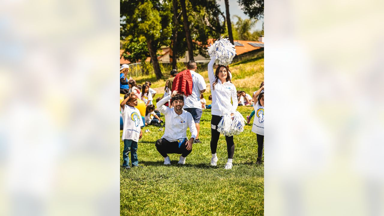 Rams Community Play 60  Los Angeles Rams 