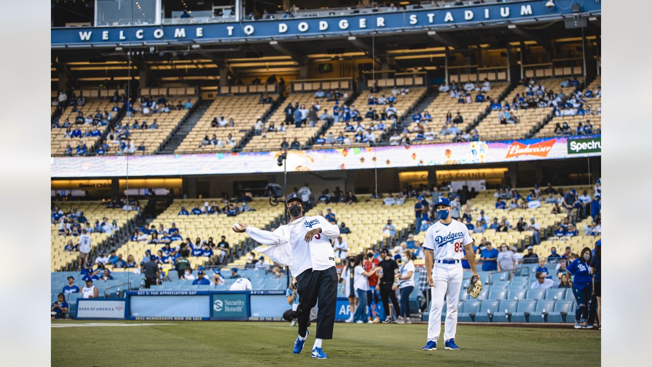 Dodgers Video: Jaime Jarrín Throws Out First Pitch For Dodger Stadium Opener