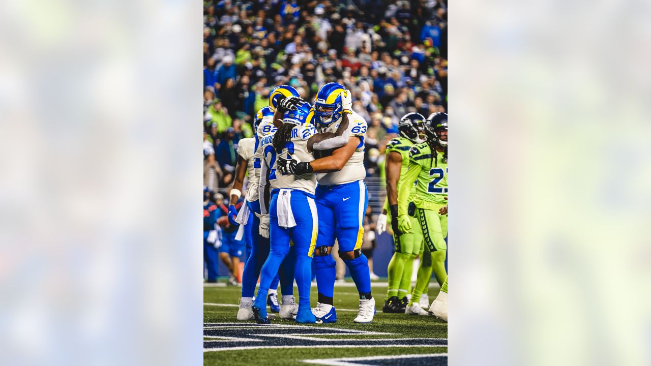 PHOTOS: Game-action moments from Rams vs. Seahawks Week 5 at Lumen Field