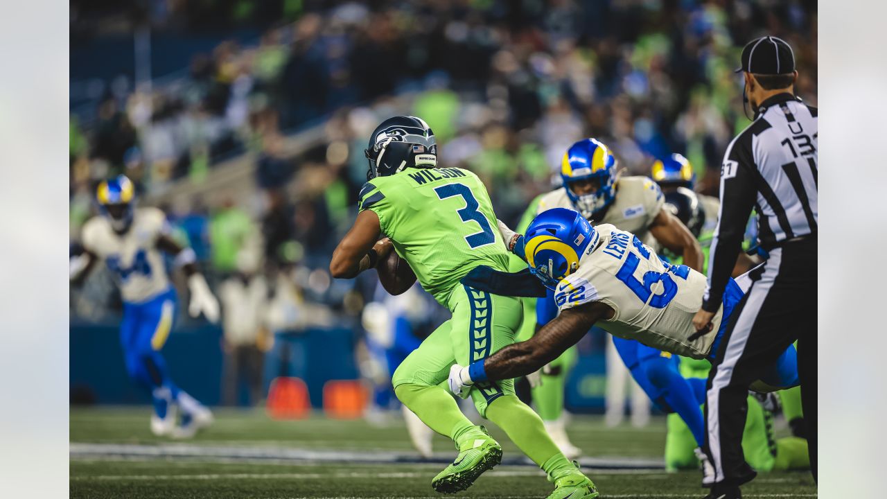 Seahawks back in Action Green vs Rams for TNF- Photo Gallery - Seattle  Sports