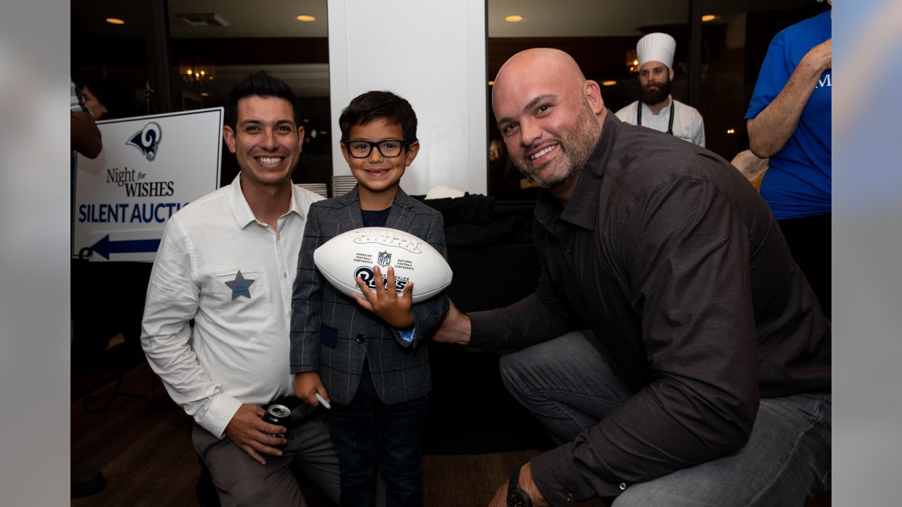 Andrew Whitworth, the 2021 Walter Payton NFL Man of the Year, Cedars-Sinai, Los  Angeles Rams, Others Refurbish Sports Field for Local Kids