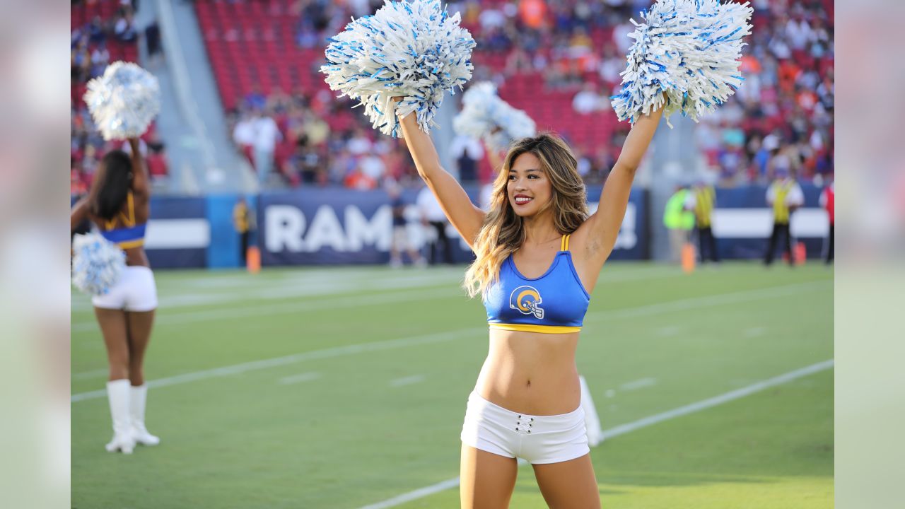 Los Angeles Rams Cheerleaders Photos from Preseason Week 3 – Ultimate  Cheerleaders