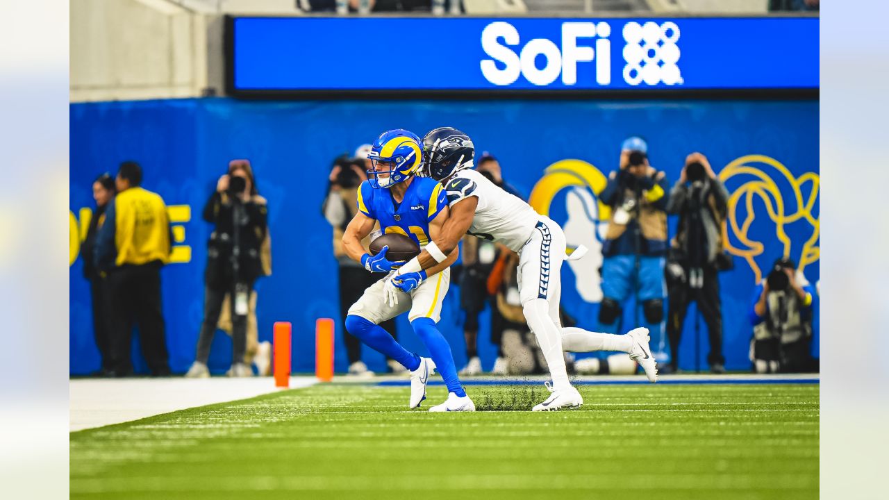 Charitybuzz: VIP Field-Level Suite for 2 to the Rams Vs. Seahawks Game at  SoFi Stadium on November 19