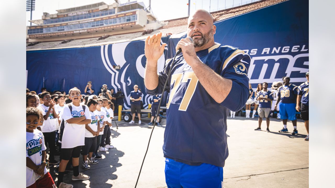 Whitworth rocking the Walter Peyton patch + fixed captain patches :  r/LosAngelesRams