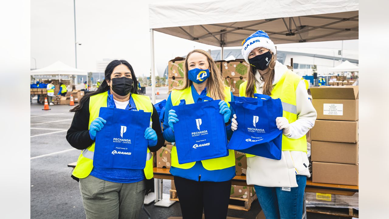 Pechanga x LA Rams - LA Food Bank Distribution 