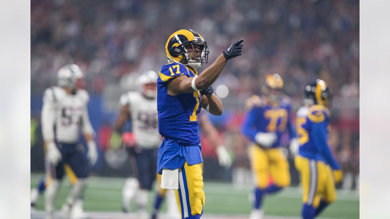 THROWBACK PHOTOS: Relive Rams Super Bowl games in history