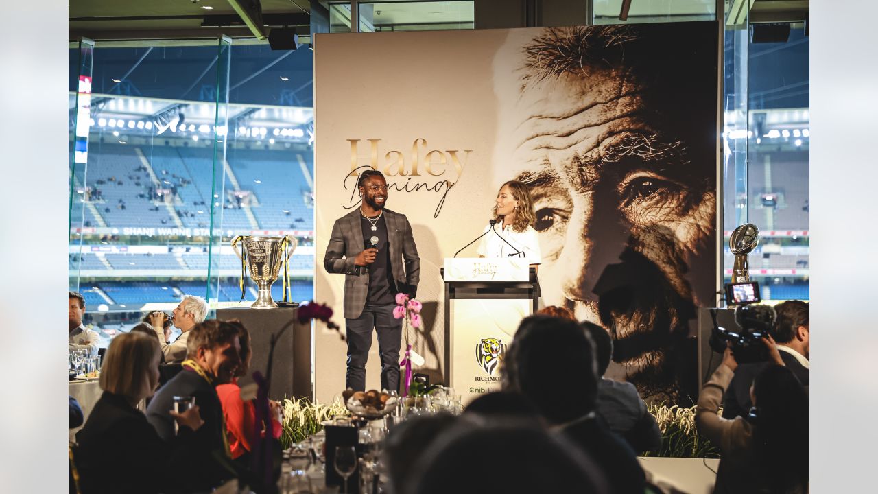 Nick Scott visits Tigerland, trophy, Richmond 