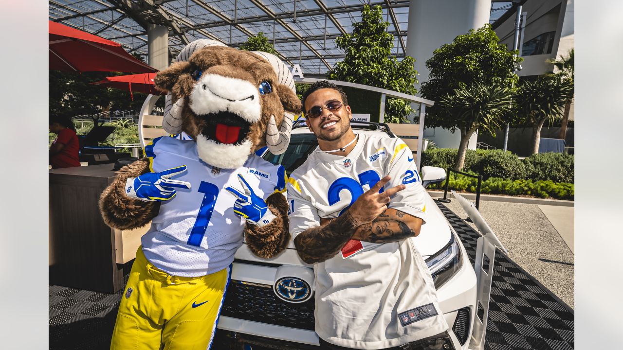 CELEBRITY PHOTOS: John Legend, Danny Trejo & more celebrities in attendance  for Rams vs. Cowboys