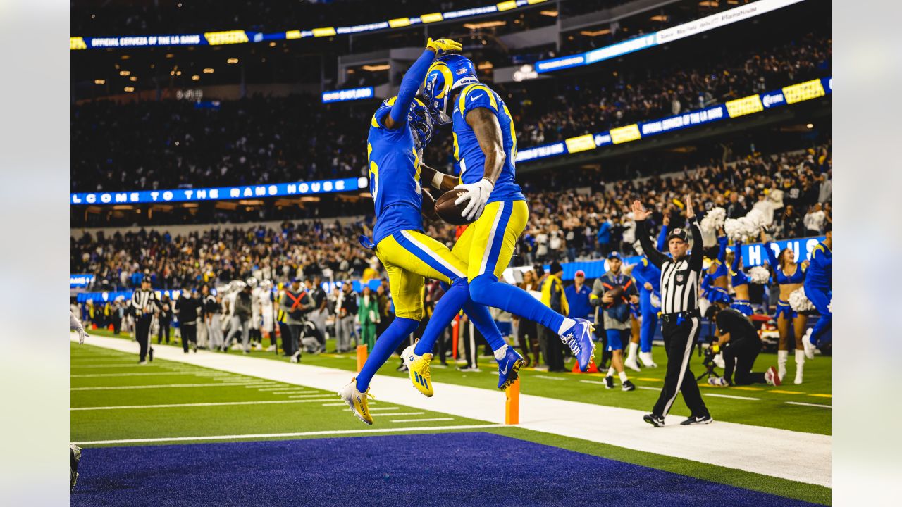 The new-look @raiders vs. the defending champion @rams on TNF? Sign us up.  ✍️ 