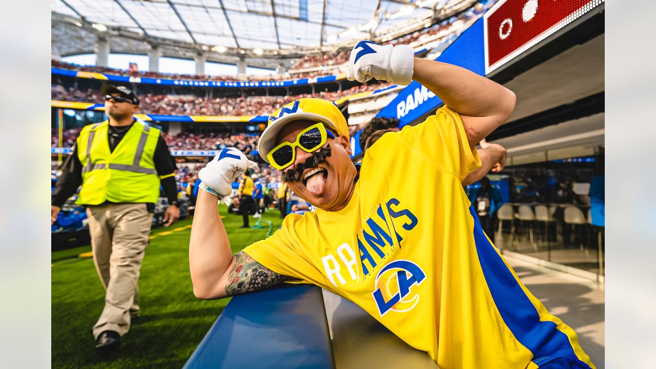 FAN PHOTOS: Best of Rams fans from Sunday's game against the 49ers