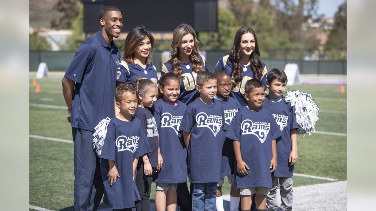 Los Angeles Rams Community  Rams host NFL Play 60 Field Day for Oak Hills  Elementary School students