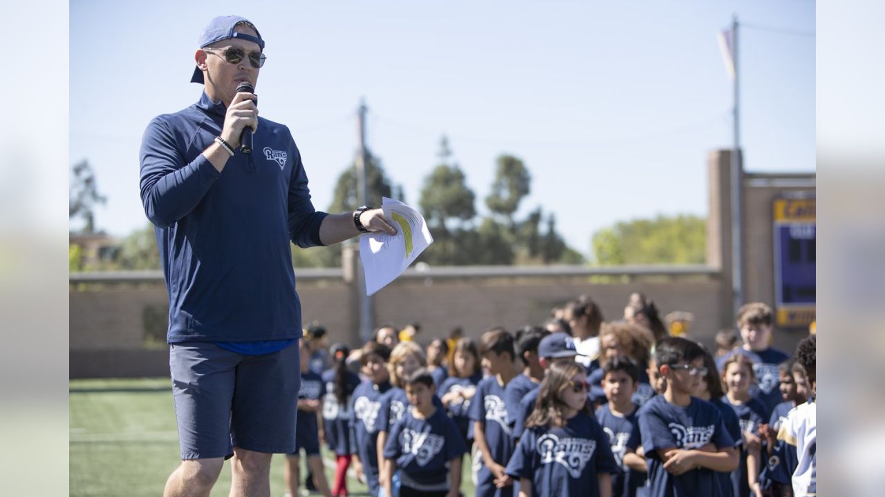 Los Angeles Rams Community  Rams rookies join PLAY 60 Field Day in  celebration of Latino Heritage Month