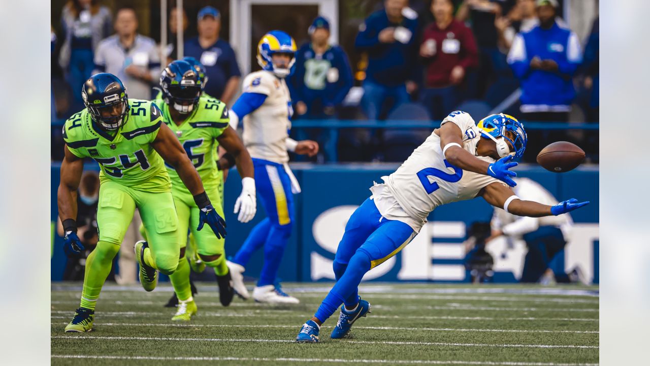 PHOTOS: Game-action moments from Rams vs. Seahawks Week 5 at Lumen