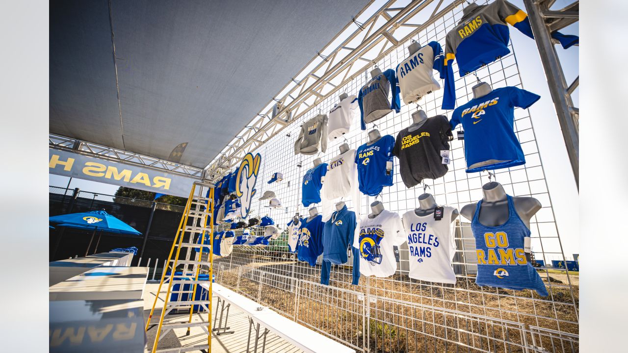 Rams offer first-look at new team store to season ticket holders - ABC7 Los  Angeles