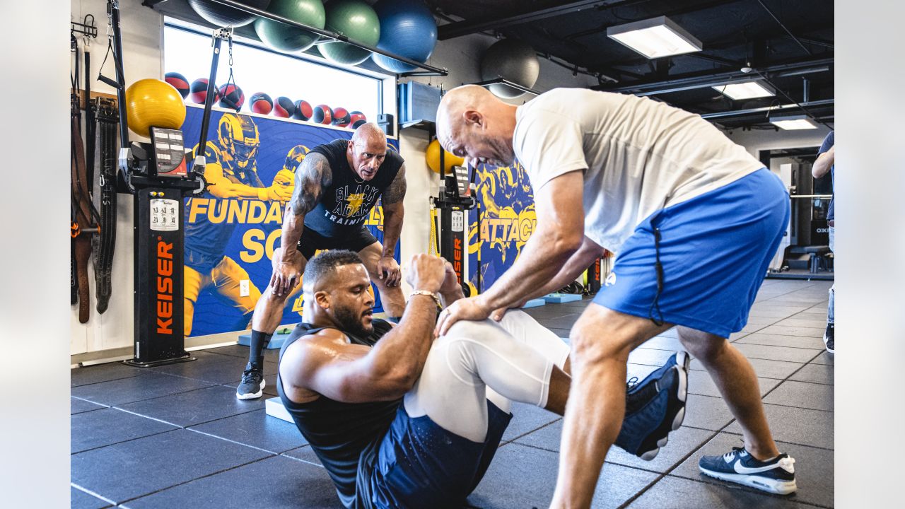 WORKOUT PHOTOS: Rams DL Aaron Donald goes pound-for-pound with The Rock  during workout